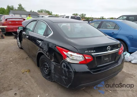 2016 Nissan Altima 2.5/2.5 S/2.5 Sl/2.5 Sr/2.5 Sv из США, поврежденный, VIN 1N4AL3AP5GC249384